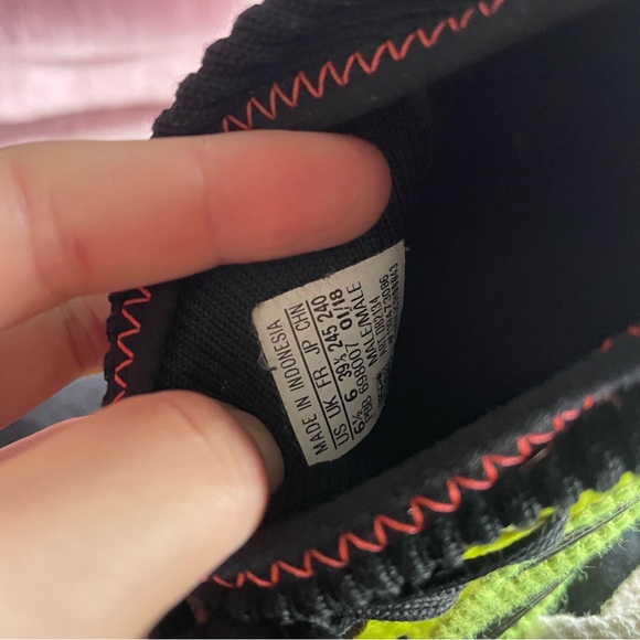 Adidas Predator Indoor Soccer Cleats - Picture 6 of 6